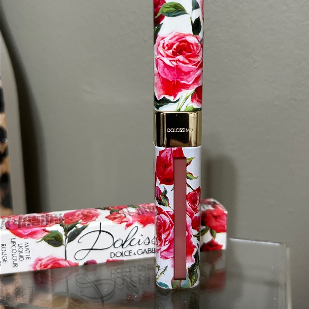 Dolce & Gabbana Dolcissimo Matte Liquid Lipcolour in Natural #1